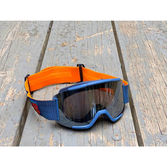 Smith Squad Snow Goggles | ChromaPop™ Lens | Excellent Condition High Fives - Picture 8 of 8